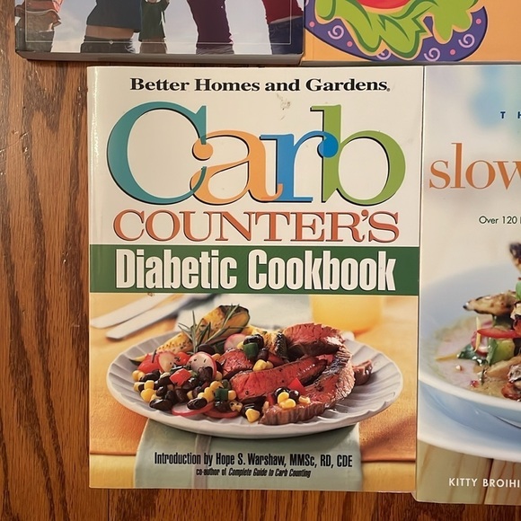 Lot of 5 books related to Diabetes information / cookbook Type One Juvenile - Picture 3 of 12
